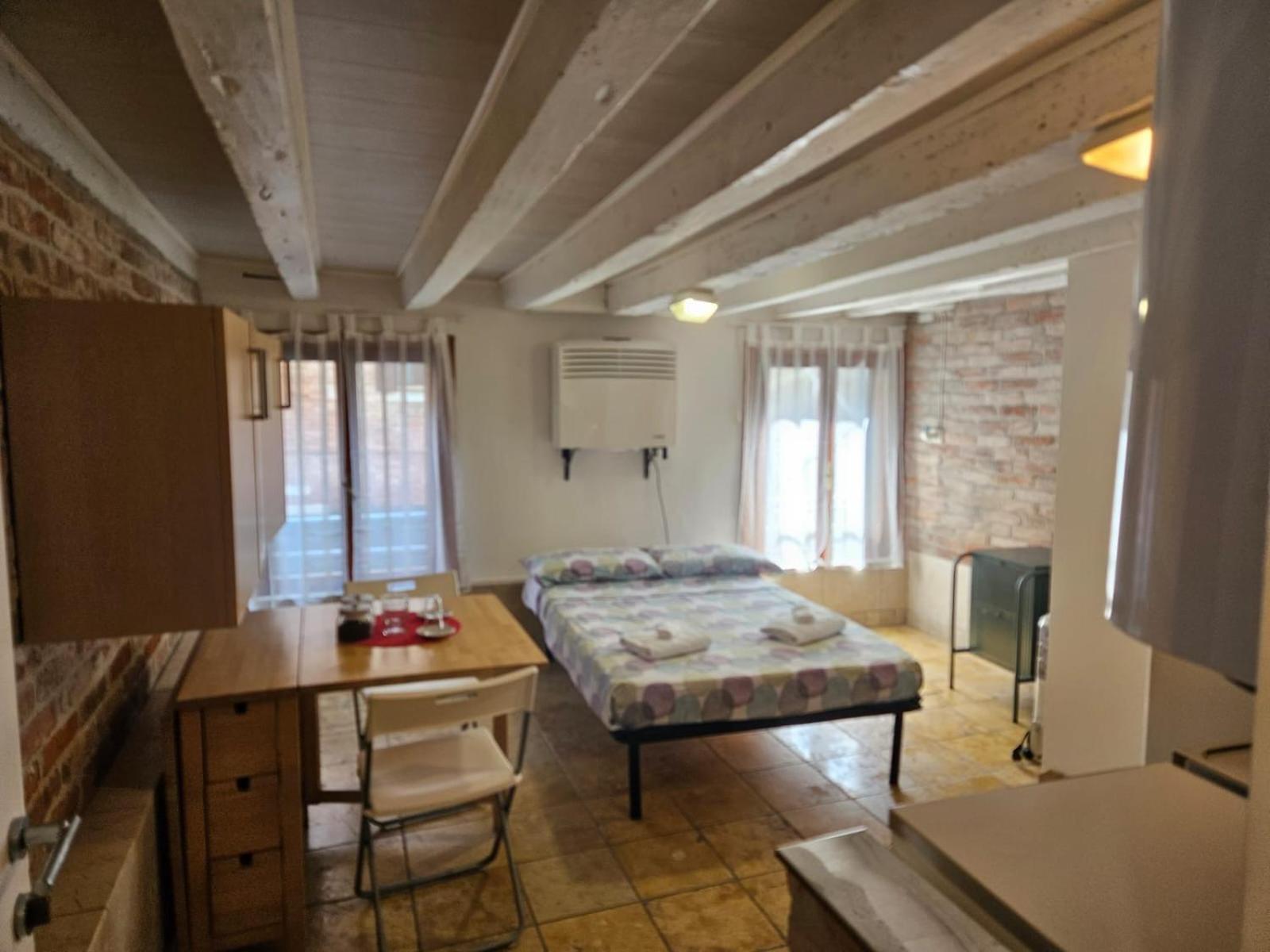 Romantic Apartment Венеція Екстер'єр фото